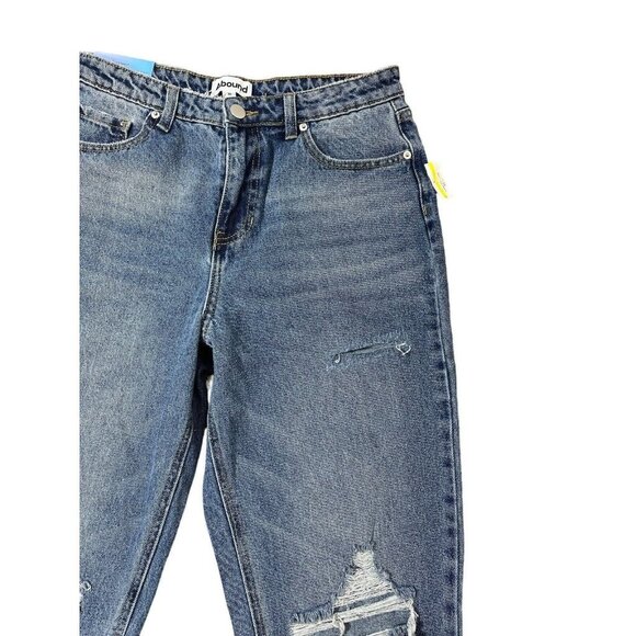 Abound Women's distressed light wash straight leg high rise mom jeans size 30 - Picture 3 of 7
